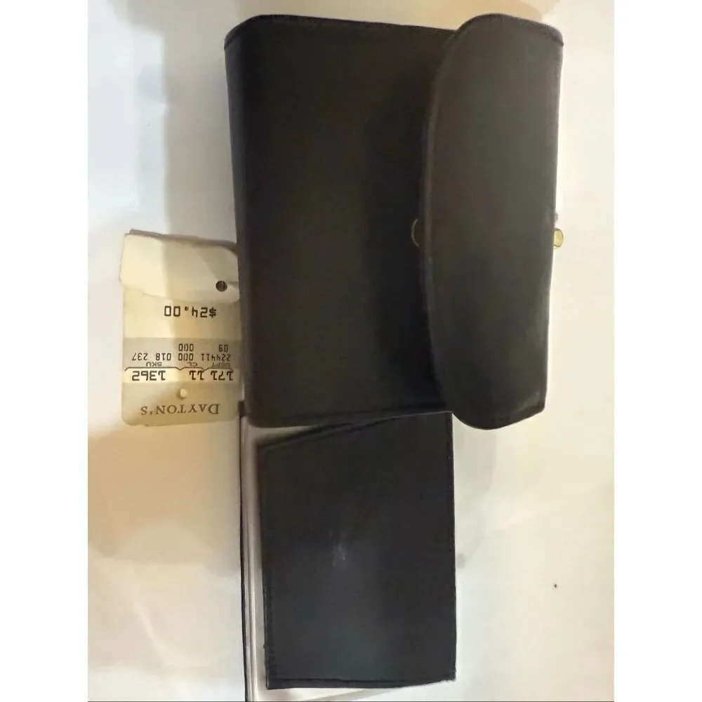Mundi Women's Leather Tri-fold Card Holder Wallet Black OS NWT